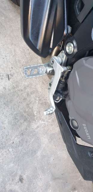 Recambio de pedal freno para ducati multistrada v2 2021- referencia OEM IAM   