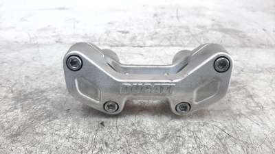Recambio de manillar para ducati multistrada v2 2021- referencia OEM IAM 36011781AA  
