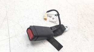Recambio de enganche cinturon trasero derecho para toyota auris 2012-2019 active referencia OEM IAM 308825910  