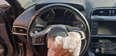 Recambio de volante para jaguar f-pace 2015- 300 sport awd referencia OEM IAM T4N5761PVJ  