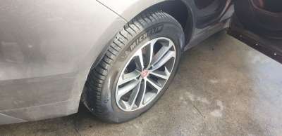 Recambio de mangueta trasera derecha para jaguar f-pace 2015- 300 sport awd referencia OEM IAM T4A1017  