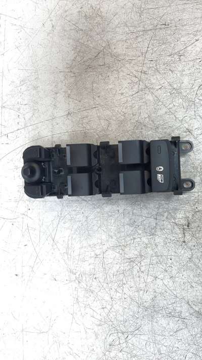 Recambio de mando elevalunas delantero izquierdo para jaguar f-pace 2015- 300 sport awd referencia OEM IAM SWI7138  