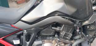 Recambio de moldura para honda crf 1100l africa twin 2019- africa twin referencia OEM IAM 64711MKSE00  