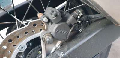 Recambio de pinza de freno trasera para honda crf 1100l africa twin 2019- africa twin referencia OEM IAM 43150MJPG61  