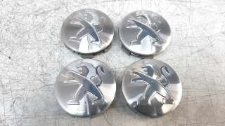 Recambio de tapacubos para peugeot 3008 2016- allure referencia OEM IAM 9672558477  