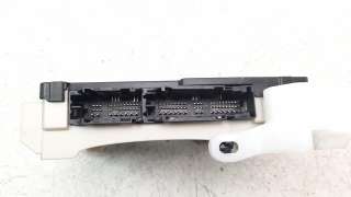 Recambio de caja reles / fusibles para toyota corolla (e21) 2019- hybrid style referencia OEM IAM 827301A020  