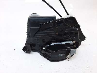 Recambio de cerradura puerta delantera derecha para toyota yaris 2017- hybrid feel referencia OEM IAM 690300D540 690300D540 
