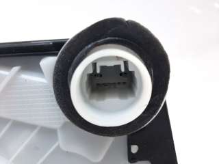 Recambio de cerradura puerta delantera derecha para toyota yaris 2017- hybrid feel referencia OEM IAM 690300D540 690300D540 