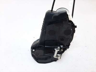 Recambio de cerradura puerta trasera derecha para toyota yaris 2017- hybrid feel referencia OEM IAM 690500D320 690500D320 