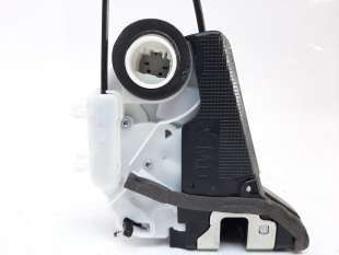 Recambio de cerradura puerta trasera derecha para toyota yaris 2017- hybrid feel referencia OEM IAM 690500D320 690500D320  2