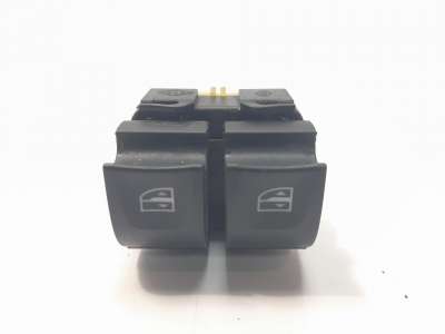 Recambio de mando elevalunas delantero izquierdo para dacia sandero iii 2020- expression referencia OEM IAM 254118044R IAF140017