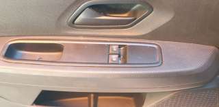Recambio de mando elevalunas delantero izquierdo para dacia sandero iii 2020- expression referencia OEM IAM 254118044R IAF140017