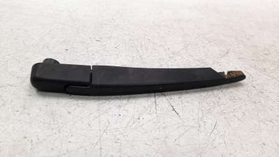 Recambio de brazo limpia trasero para dacia sandero iii 2020- expression referencia OEM IAM 287815304R  