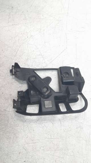 Recambio de molduras traseras para peugeot 5008 2017- 1.6 blue-hdi fap referencia OEM IAM 9814615980  