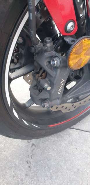 Recambio de pinza de freno delantera derecha para honda cbr 500r 2016- cbr 500 r referencia OEM IAM 45250MKPDN1  