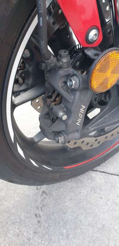 Recambio de pinza de freno delantera derecha para honda cbr 500r 2016- cbr 500 r referencia OEM IAM 45250MKPDN1  