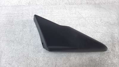 Recambio de molduras delanteras para renault captur 2013- zen referencia OEM IAM 638741762R  