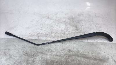 Recambio de brazo limpia delantero derecho para renault captur 2013- zen referencia OEM IAM 288866528R  