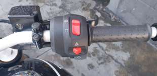 Recambio de piña luces derecha para triumph speed 400 2023- referencia OEM IAM TA401402  