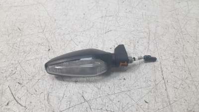 Recambio de piloto trasero izquierdo para triumph speed 400 2023- referencia OEM IAM T2701276  