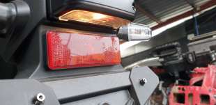 Recambio de piloto matricula para honda cb 750 hornet 2022- referencia OEM IAM 33720MJWJ01  