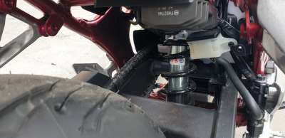 Recambio de amortiguador trasero para honda cb 750 hornet 2022- referencia OEM IAM 52400MLBD01  