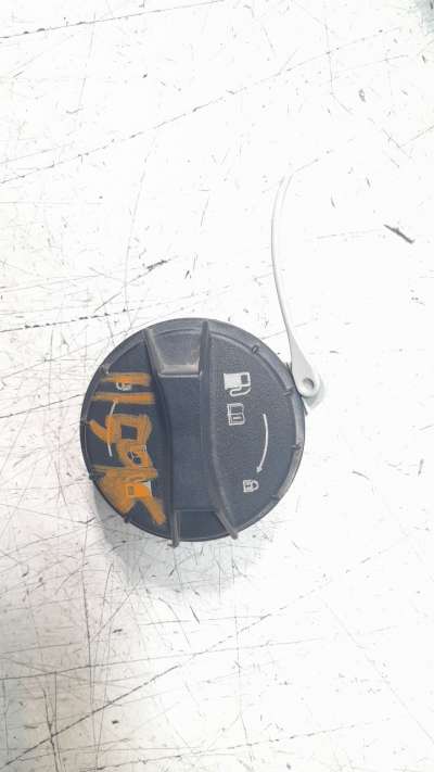 Recambio de tapon combustible para kia rio (yb) 2016- 1.2 cat referencia OEM IAM 3101038600  