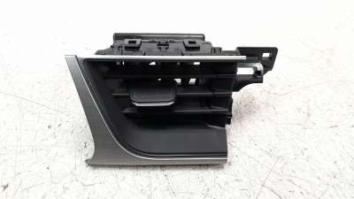 Recambio de aireador central izquierdo para renault captur ii 2019- 1.0 tce referencia OEM IAM 687501725R  