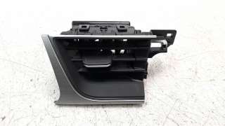 Recambio de aireador central izquierdo para renault captur ii 2019- 1.0 tce referencia OEM IAM 687501725R  