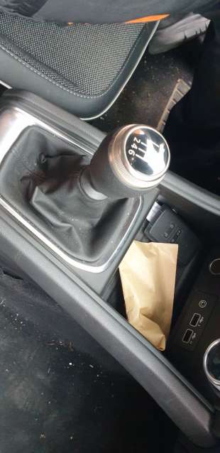 Recambio de pomo palanca cambio para renault captur ii 2019- techno referencia OEM IAM 969352763R  