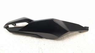 Recambio de moldura para honda cb 650r 2018- referencia OEM IAM 77231MKYD50ZB  