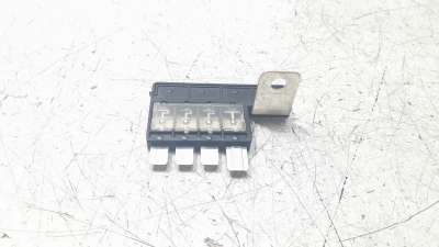 Recambio de caja reles / fusibles para hyundai tucson 2015- kosmo 4wd referencia OEM IAM 1898009700  