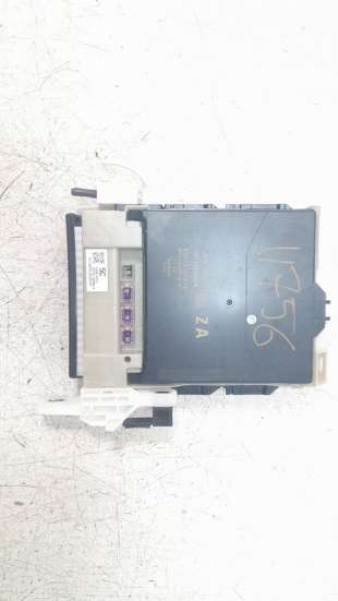 Recambio de caja reles / fusibles para toyota corolla (e21) 2019- hybrid style referencia OEM IAM 8922102830  