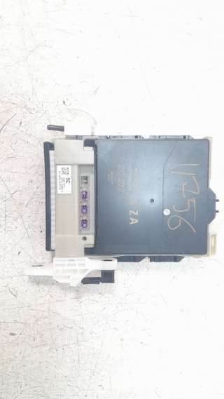 Recambio de caja reles / fusibles para toyota corolla (e21) 2019- hybrid style referencia OEM IAM 8922102830  