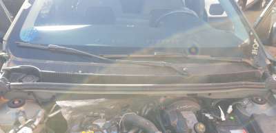 Recambio de brazo limpia delantero izquierdo para dacia sandero iii 2020- stepway expression referencia OEM IAM 288818382R  
