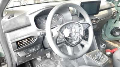 Recambio de volante para dacia sandero iii 2020- stepway expression referencia OEM IAM 484007754R  