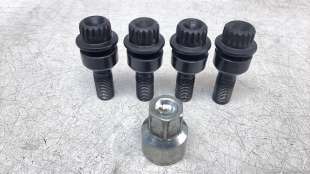 Recambio de juego tornillos de rueda para porsche cayenne (typ 92aa) 2009-2017 diesel referencia OEM IAM 99136198003  