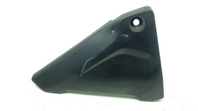 Recambio de moldura para bmw r 1200 r 2015-2019 r 1200 r referencia OEM IAM 46638523155  