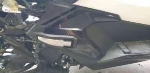 Recambio de moldura para honda adv 350 2022- referencia OEM IAM 64435K2LD00ZA  