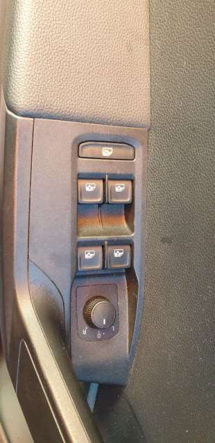Recambio de mando elevalunas delantero izquierdo para seat arona 2017- xcellence referencia OEM IAM 5G0959857F  