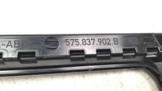 Recambio de moldura para seat ateca (khp) 2020-2022 style go referencia OEM IAM 575837902B  