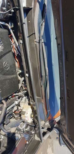 Recambio de brazo limpia delantero izquierdo para toyota rav4 2018- hybrid 4x2 advance referencia OEM IAM 8522142221  