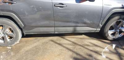 Recambio de estribos laterales para toyota rav4 2018- hybrid 4x2 advance referencia OEM IAM 7585042031  