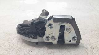 Recambio de cerradura puerta trasera izquierda para toyota rav4 2018- hybrid 4x2 advance referencia OEM IAM 6906048060  