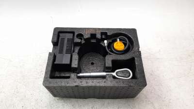 Recambio de herramientas para mg zs 2022- comfort referencia OEM IAM 10376819  