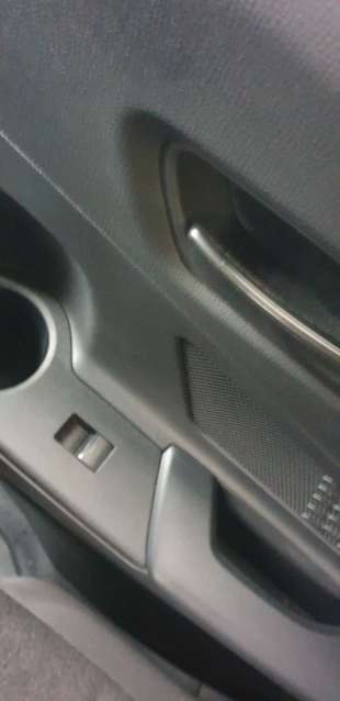 Recambio de mando elevalunas trasero derecho para toyota c-hr 2016- hybrid active referencia OEM IAM 84810F4020  