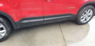 Recambio de estribos laterales para jeep avenger 2022-2023 altitude referencia OEM IAM 735768144  