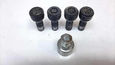 Recambio de juego tornillos de rueda para mini clubman (f54) 2015- cooper referencia OEM IAM TORNILLOSANTIRROBO  