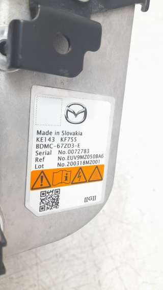 Recambio de inversor para mazda 3 sedán (bp) 2019- referencia OEM IAM BDMC67ZD3E  