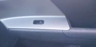 Recambio de mando elevalunas delantero derecho para kia niro 2016- business referencia OEM IAM 93575G5910  